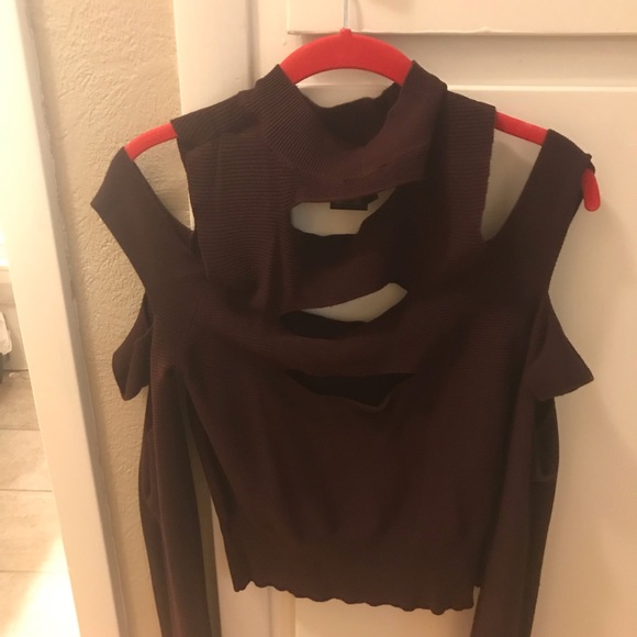 Cut out thin sweater - Picture 3 of 3